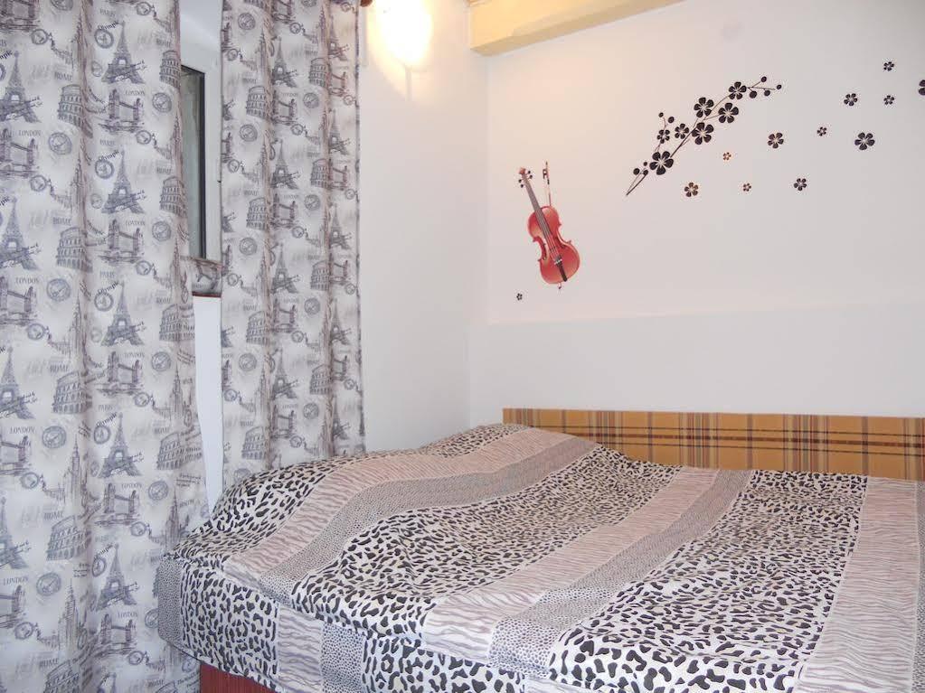 Sauna Apartament Braşov Buitenkant foto
